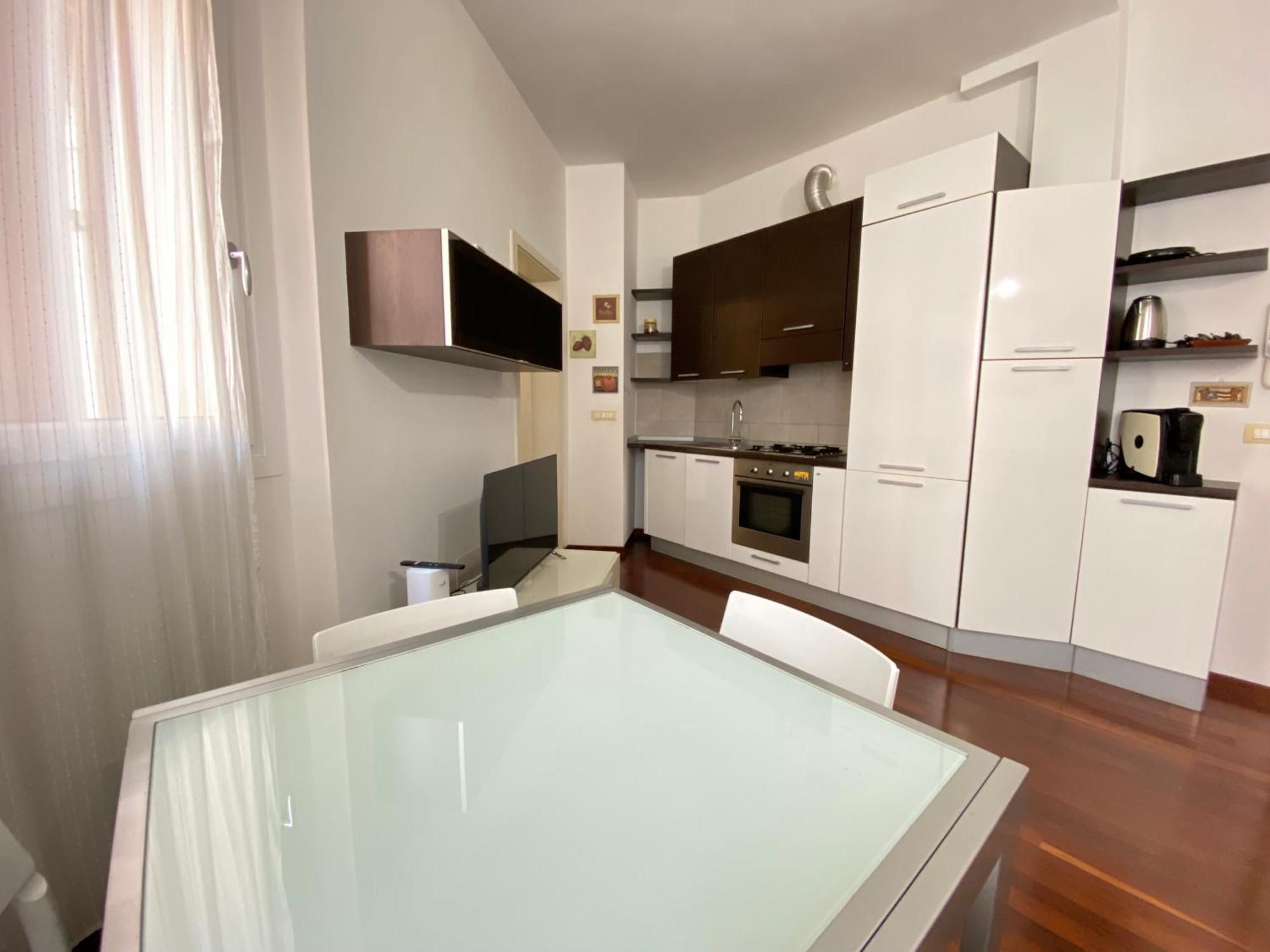 Avantgard Rooms Western Station Bologna Buitenkant foto