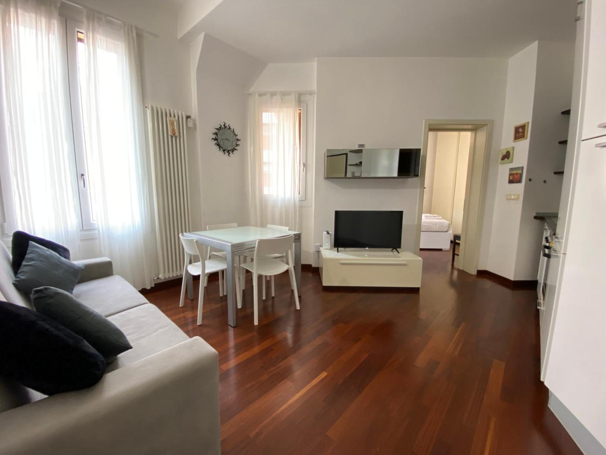 Avantgard Rooms Western Station Bologna Buitenkant foto