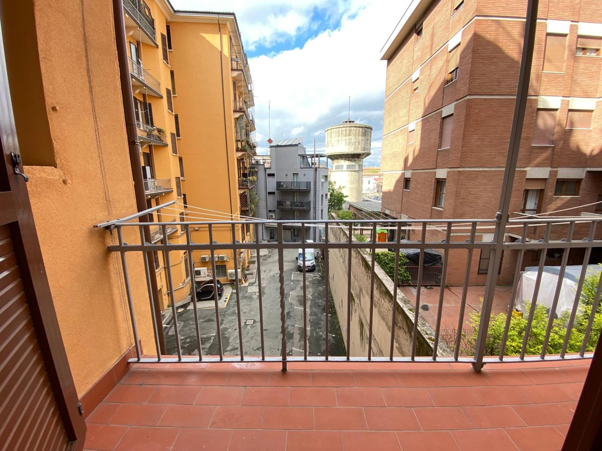Avantgard Rooms Western Station Bologna Buitenkant foto